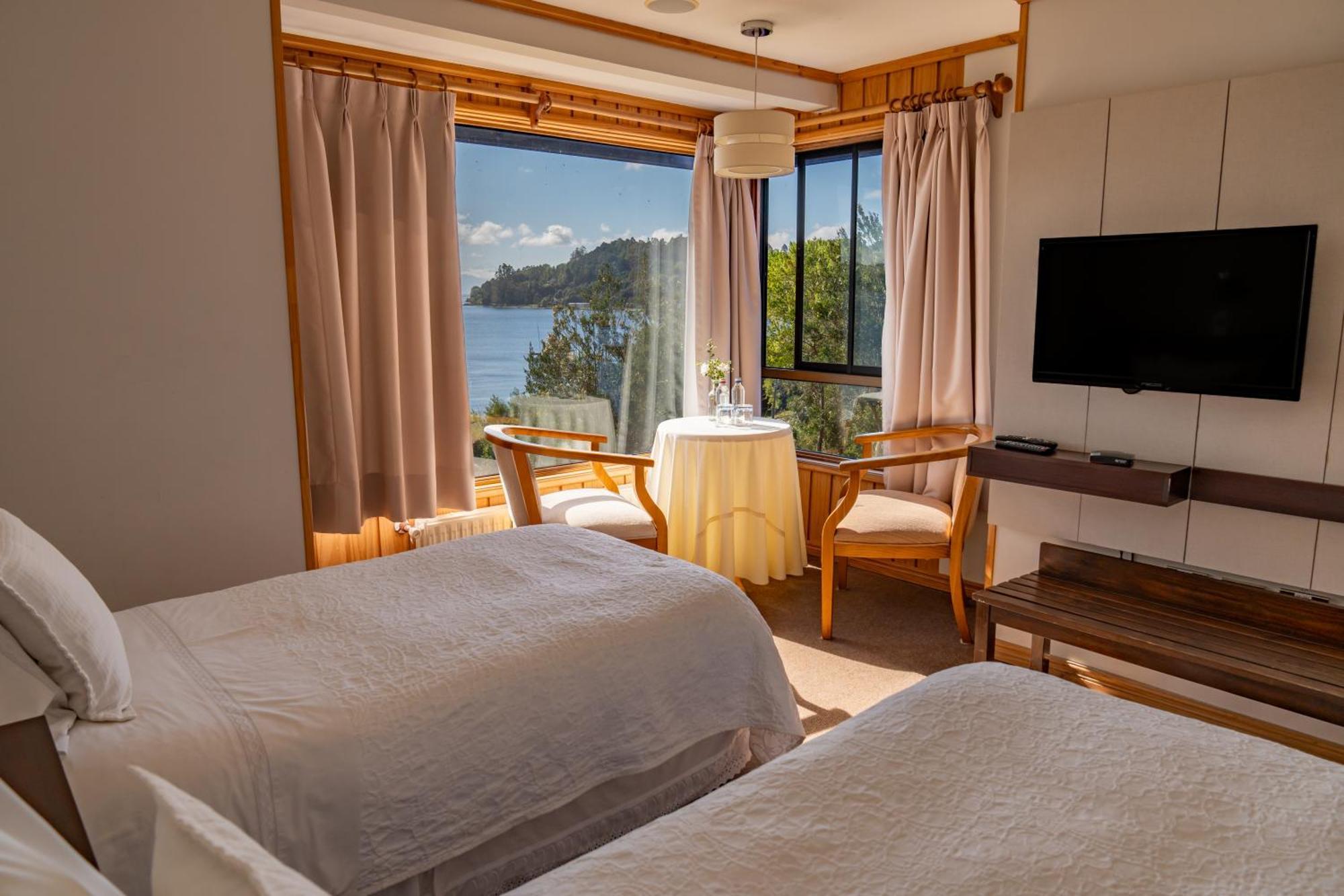 Hotel Elun, La Mejor Vista ฟรูติญาร์ ภายนอก รูปภาพ